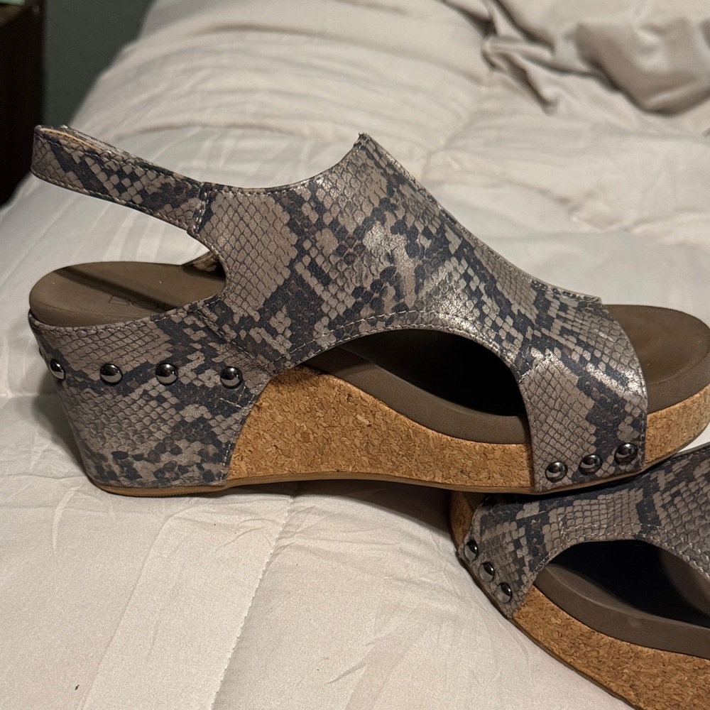 Corkys Gray Snake Print Wedges